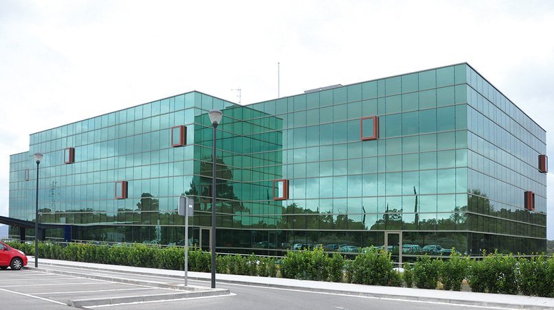 Fachada de oficinas — Parc Vallsolana, Sant Cugat del Vallès